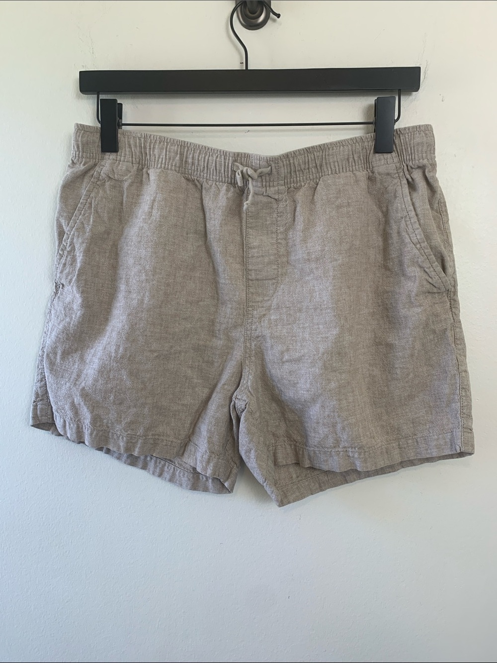 Old Navy Beige Linen-Blend Jogger Shorts, Pockets
